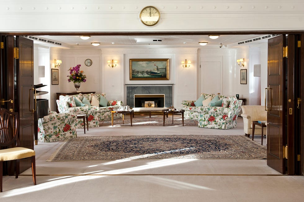 royal yacht britannia facts drawing room