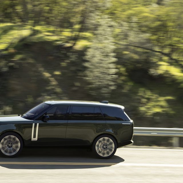 Range Rover Velar To Transform Into Redesigned EV By 2025