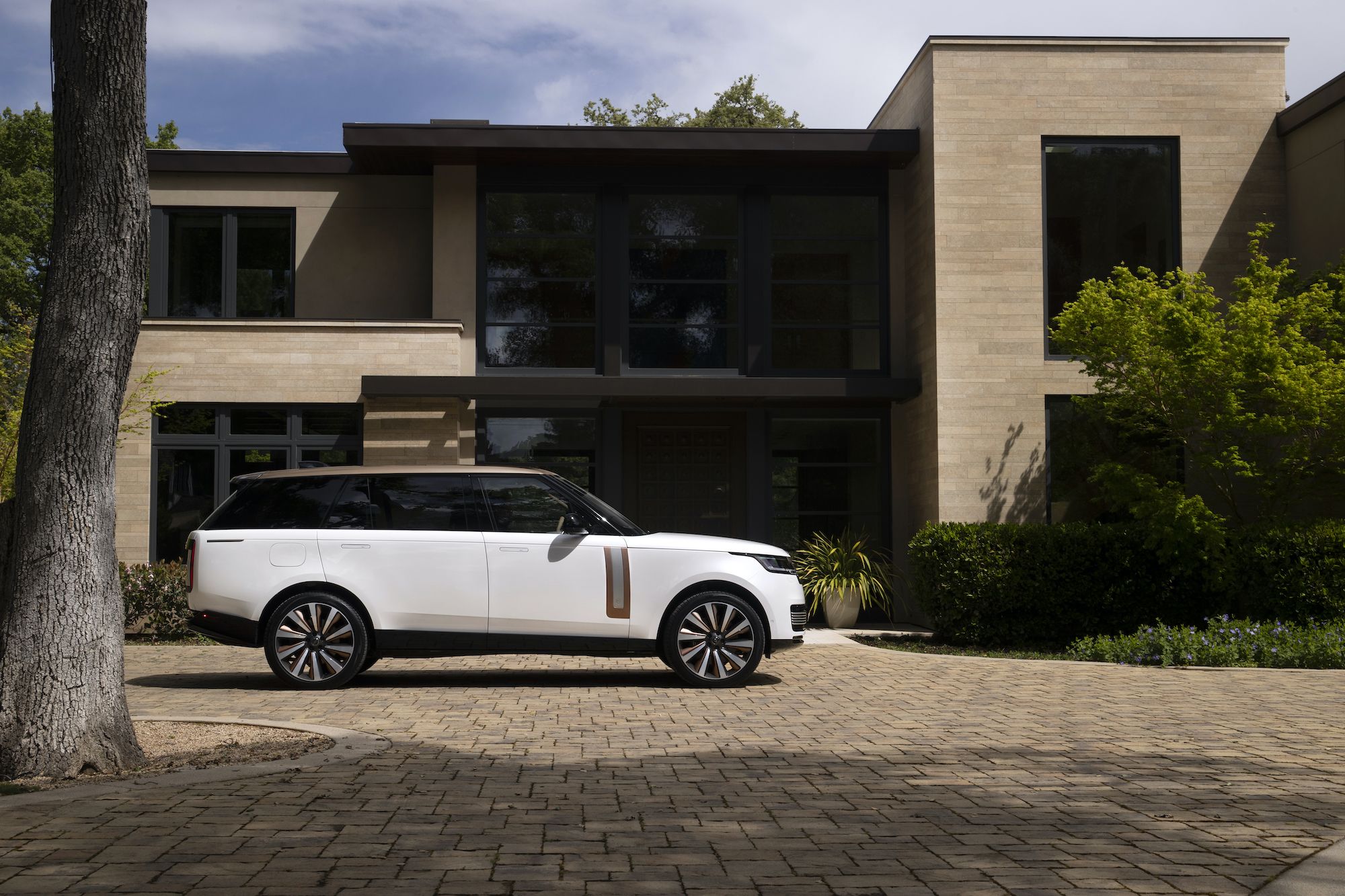 2023 Range Rover Review: It's Fabulous