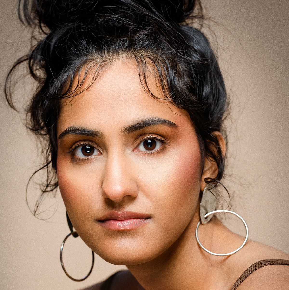 1200px x 1201px - The Sex Lives of College Girls' Star Amrit Kaur Talks Defying Stereotypes