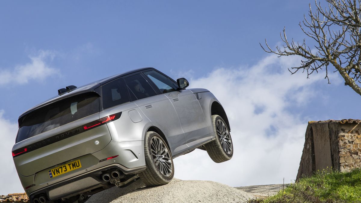 2024 Land Rover Discovery Sport Ditches Physical Buttons, Gets