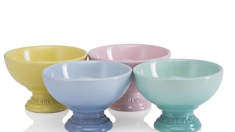 Bowl, Turquoise, Porcelain, Egg cup, Green, Serveware, Tableware, Dishware, Ceramic, Aqua, 