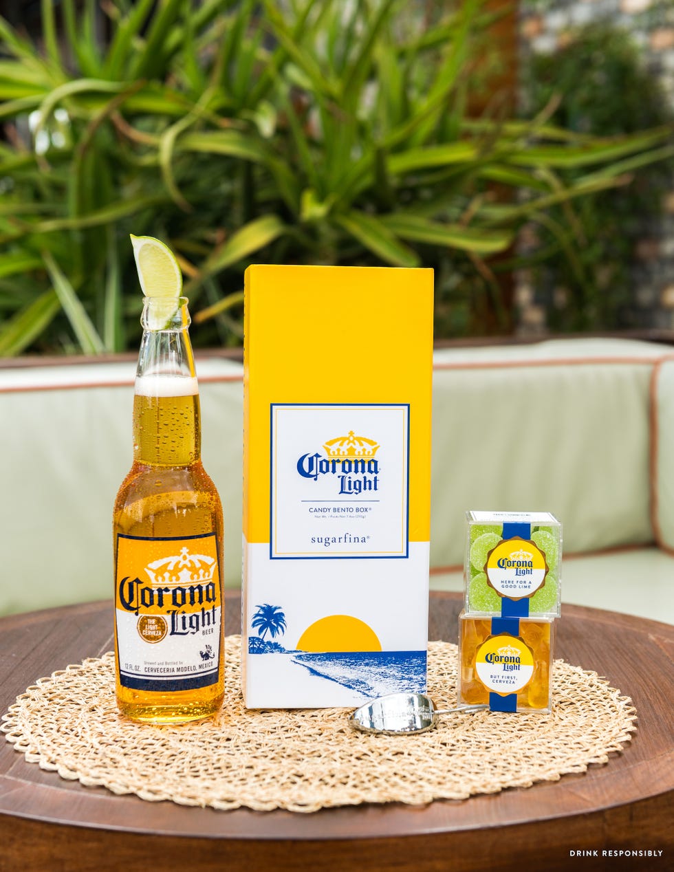 Product, Yellow, Drink, Honeybee, Bottle, Liqueur, Plant, Beer, 