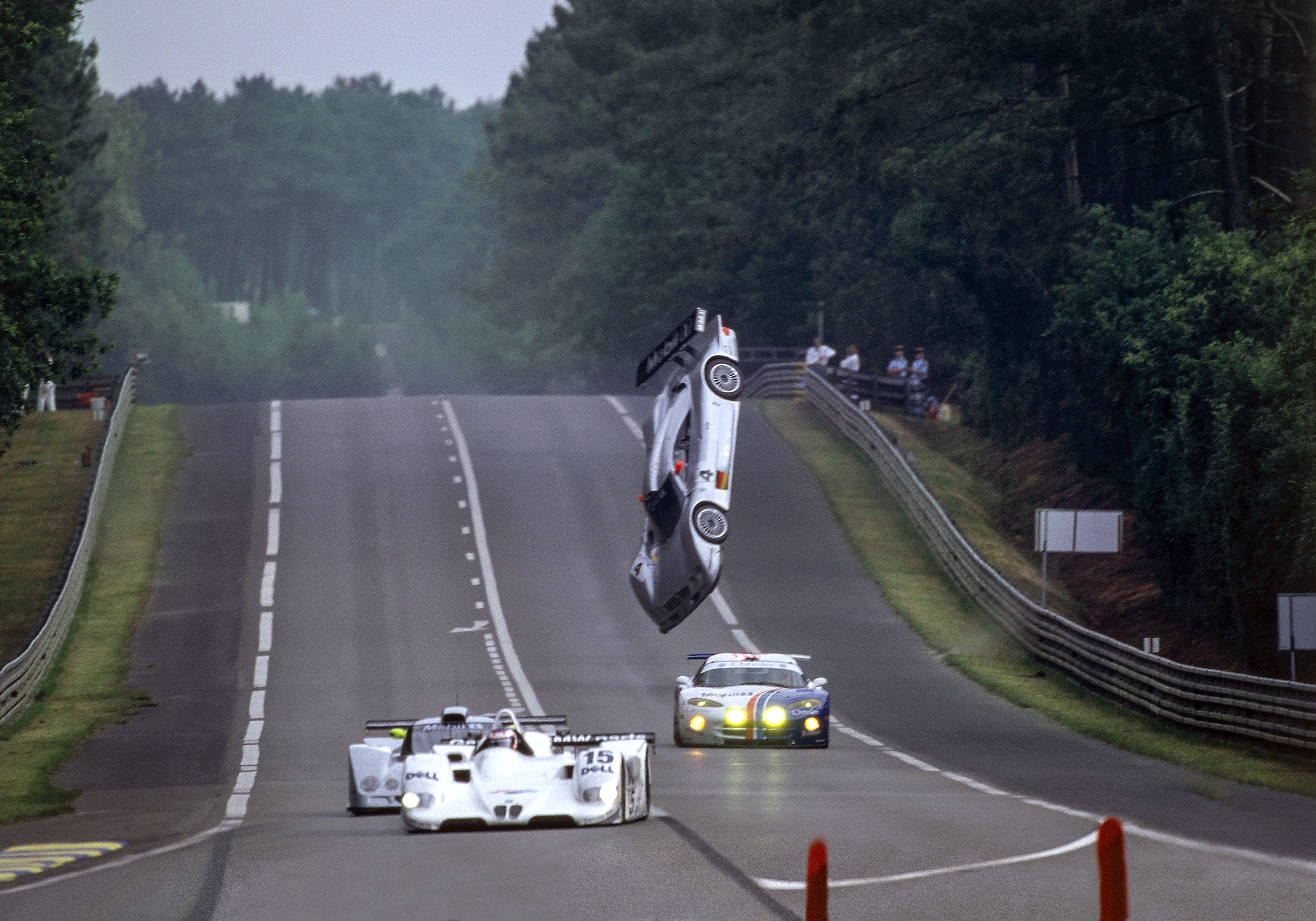 Mercedes At Le Mans Crash