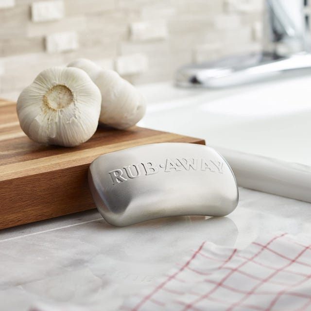 rub a way stainless steel bar