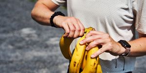 runner with bananas
