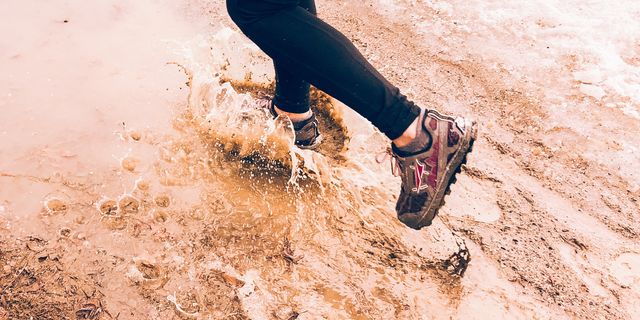 On Women's Cloud Waterproof Low-Top Running Sneakers