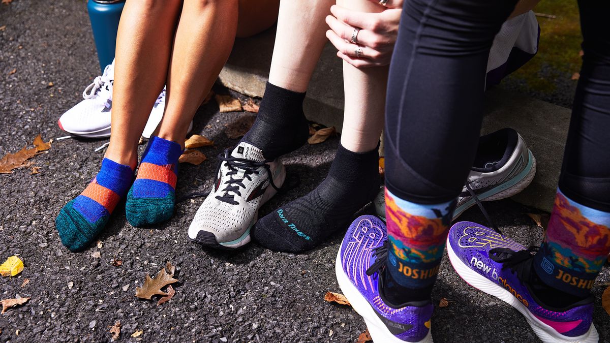 The 10 Best Running Socks in 2024 - Most Comfortable Socks for Running