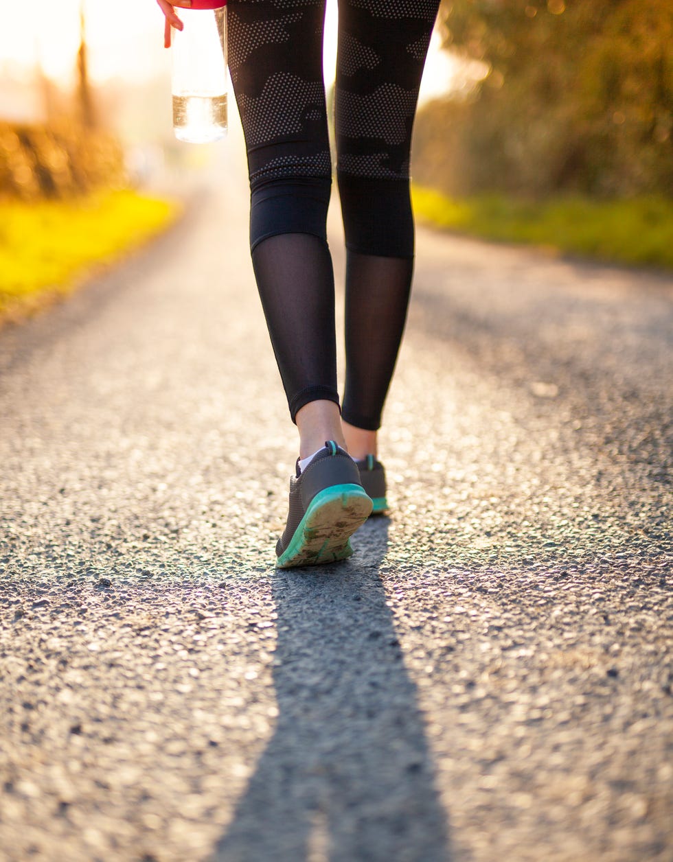 how to look younger runner feet running on road