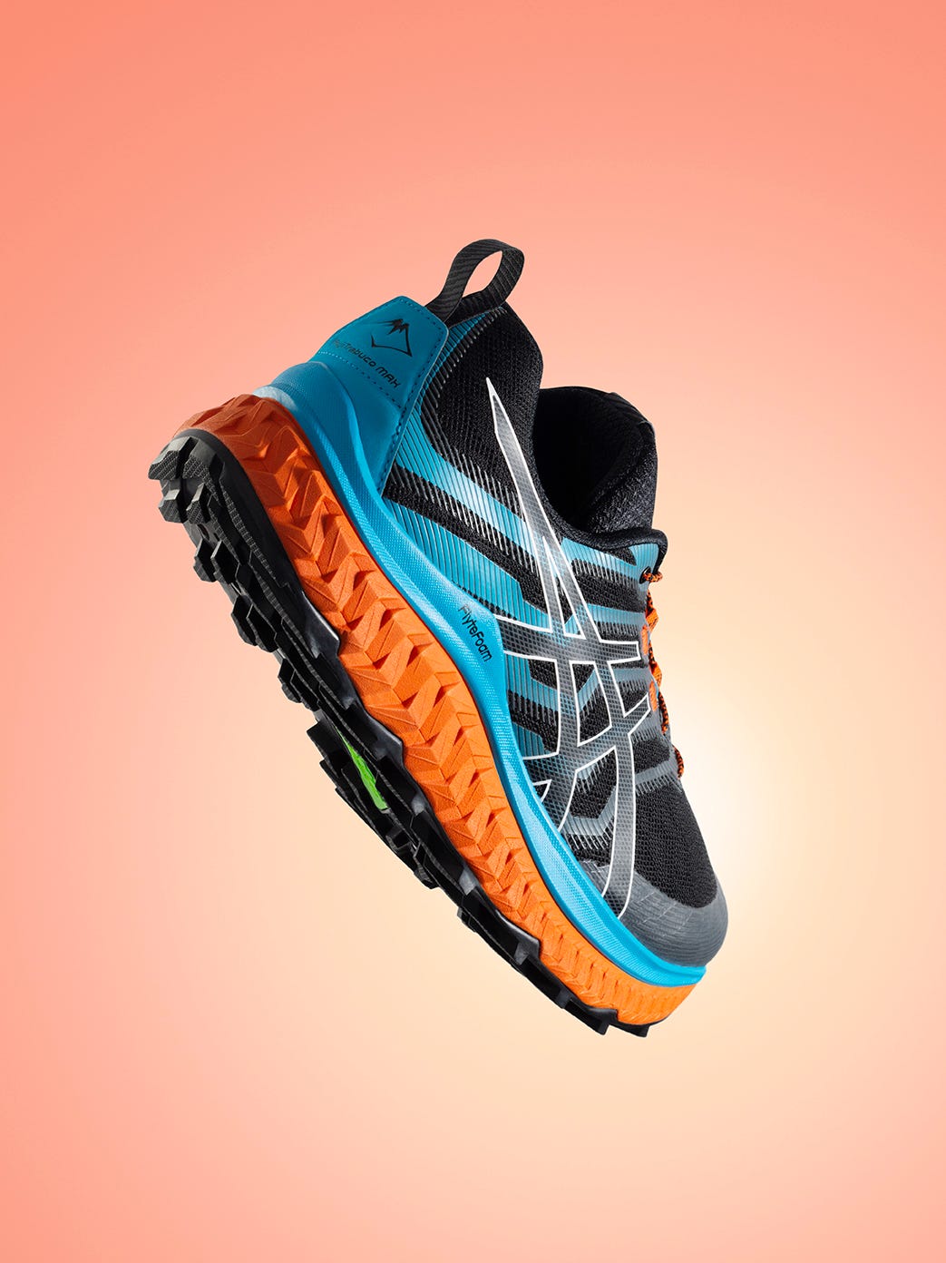 cuales son las mejores zapatillas para montaña y larga distancia de asics