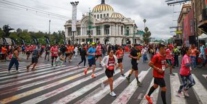 lopers tijdens mexico marathon 2023