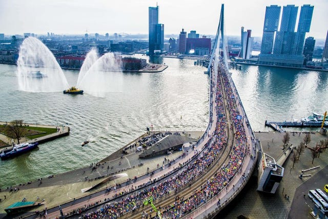 Maratón de Rotterdam. El domingo 7 de abril se corren maratones en todo el mundo.