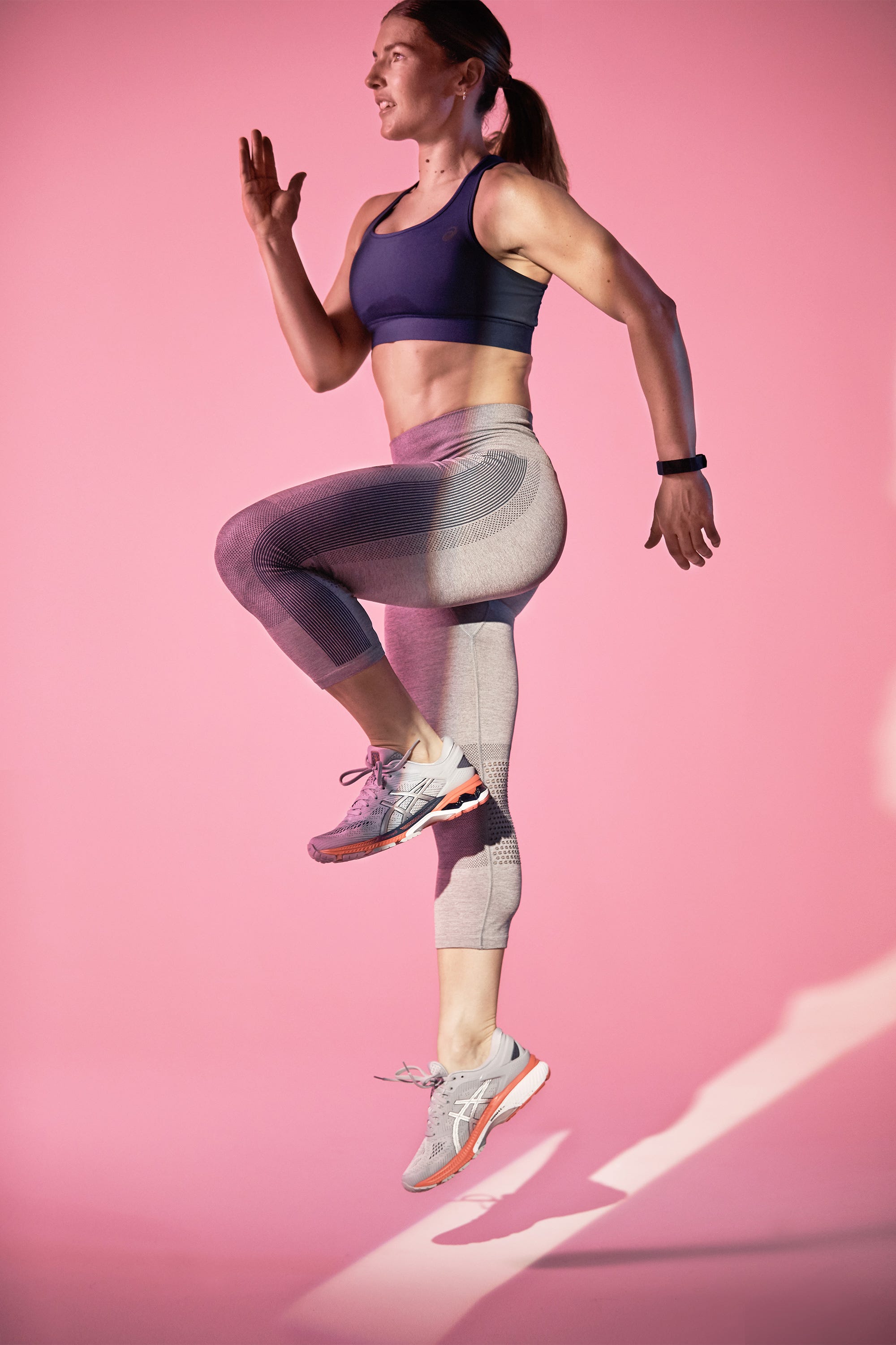 Pink, Leg, Leggings, Dancer, Footwear, Athletic dance move, Joint, Human body, Balance, Abdomen, 