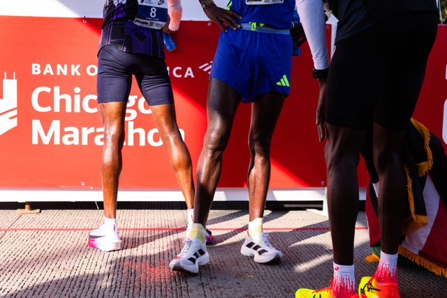 runners at 2024 chicago marathon