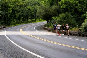 running group outside