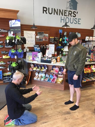 Retail, Supermarket, Bookselling, Building, Customer, Convenience store, Marketplace, Shopping, Grocery store, Outlet store, 