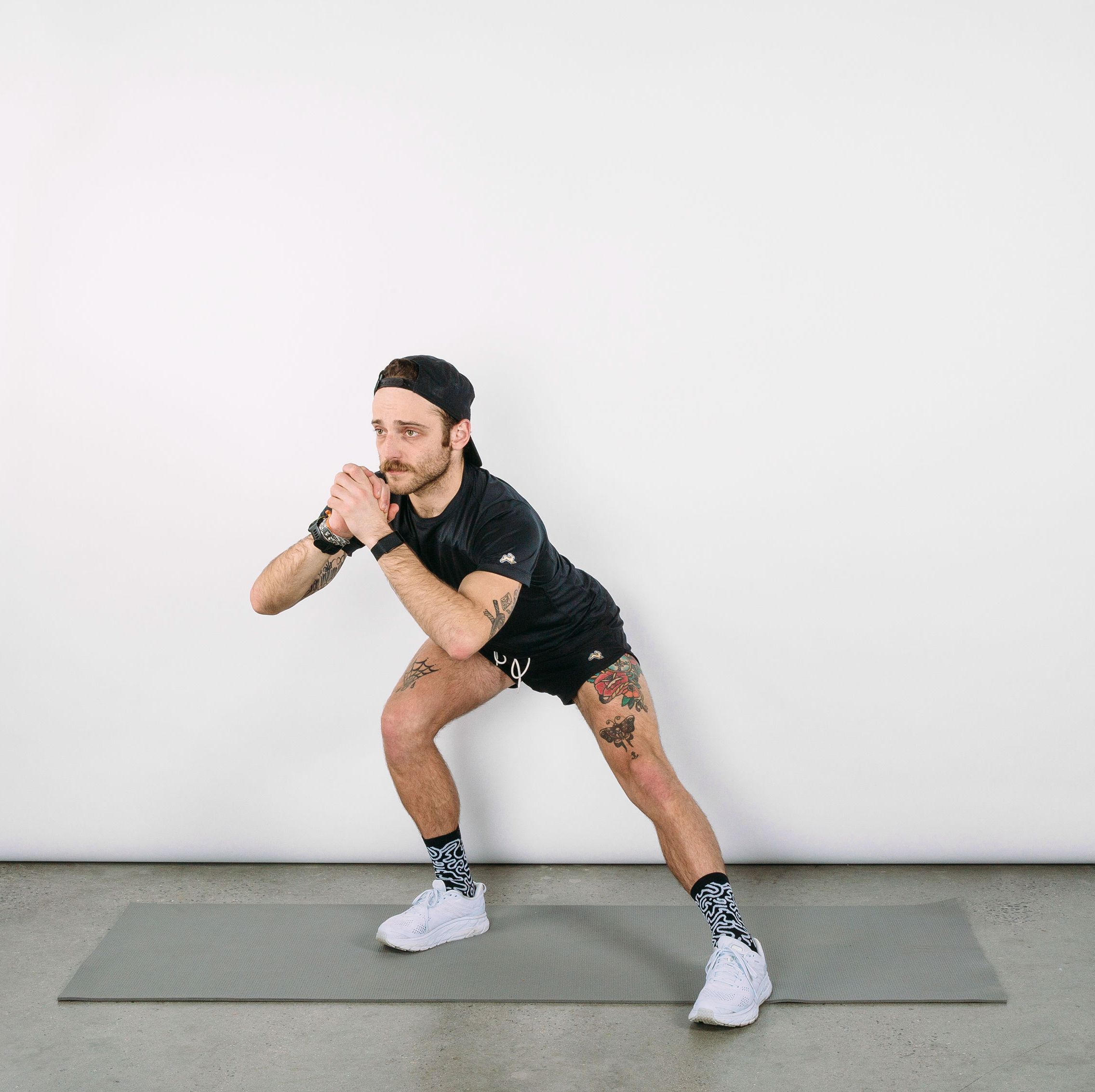 what do lateral lunges do