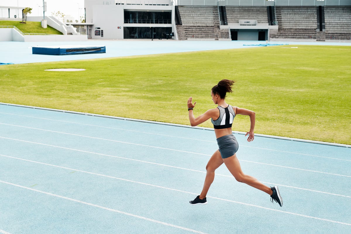 5 Ways Your Workout Should Change If You’re Watching Your Carbs