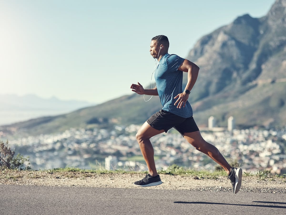 Should the age for masters runners be increased? : r/running