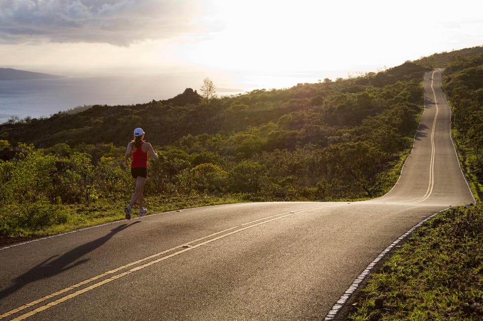 running on a pefect stretch of road in maui