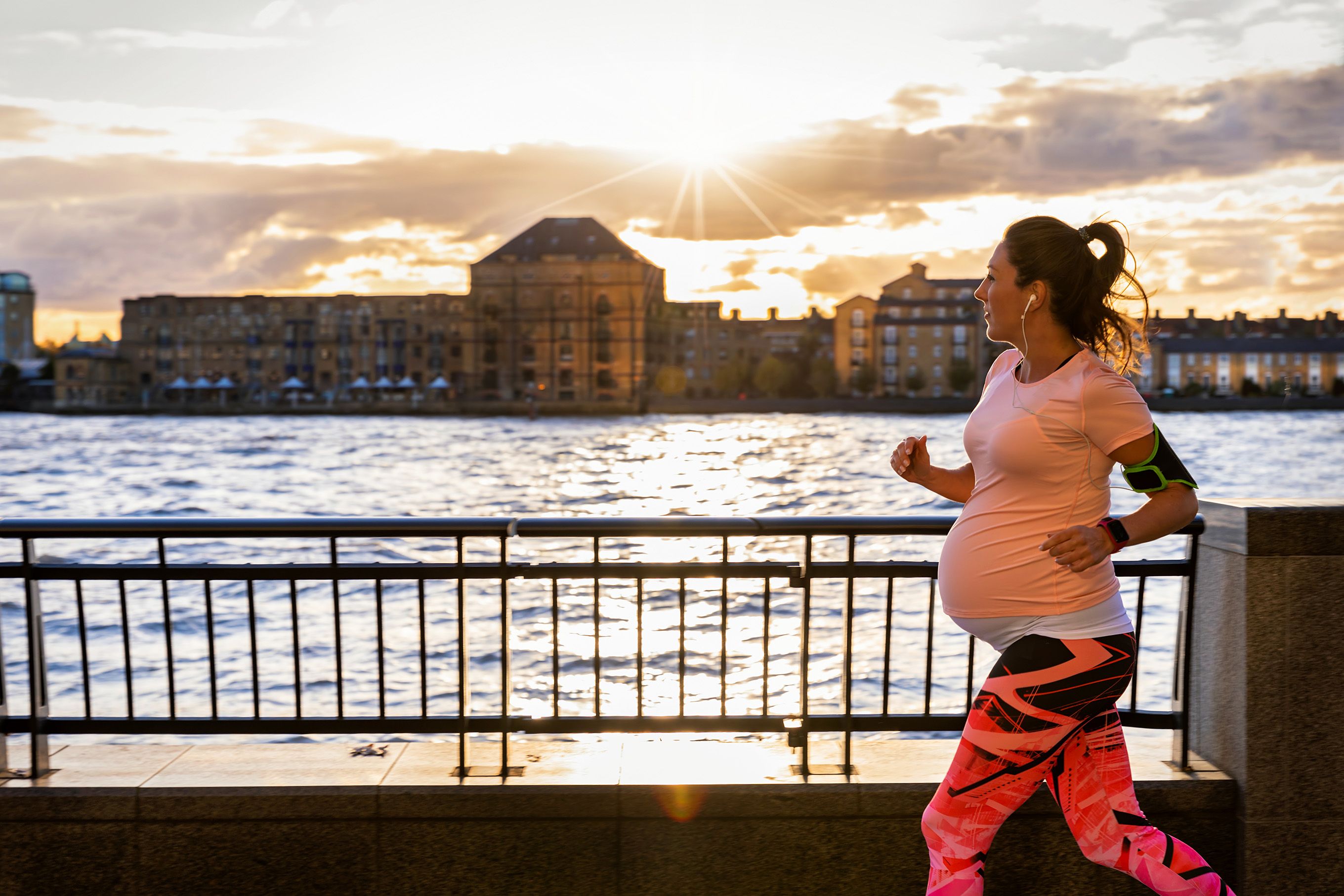 Almost 8 out of 10 women feel unsafe when running or jogging in