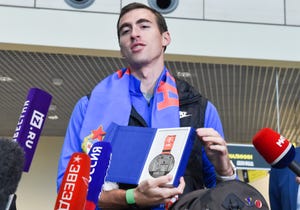 Russian athlete Shubenkov welcomed at Domodedovo Airport