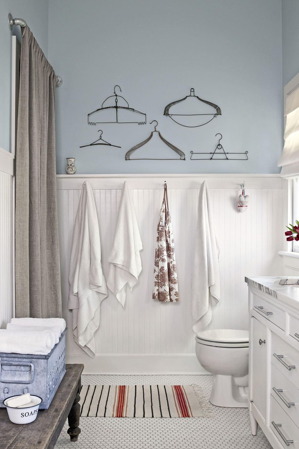 Small bathroom shower tile ideas: 10 looks that stretch space