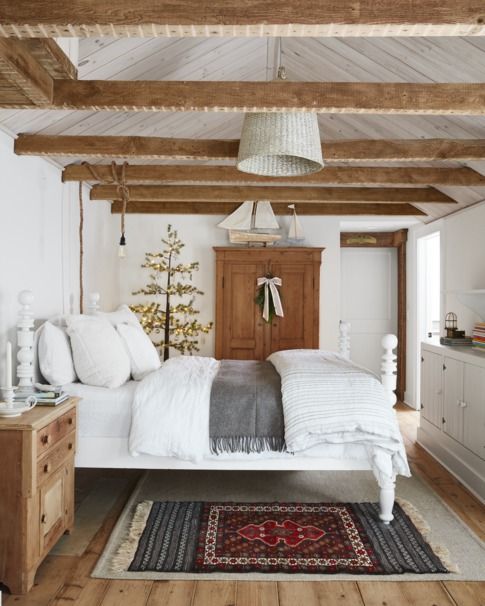 rustic bedroom ideas pine beams and pine furniture
