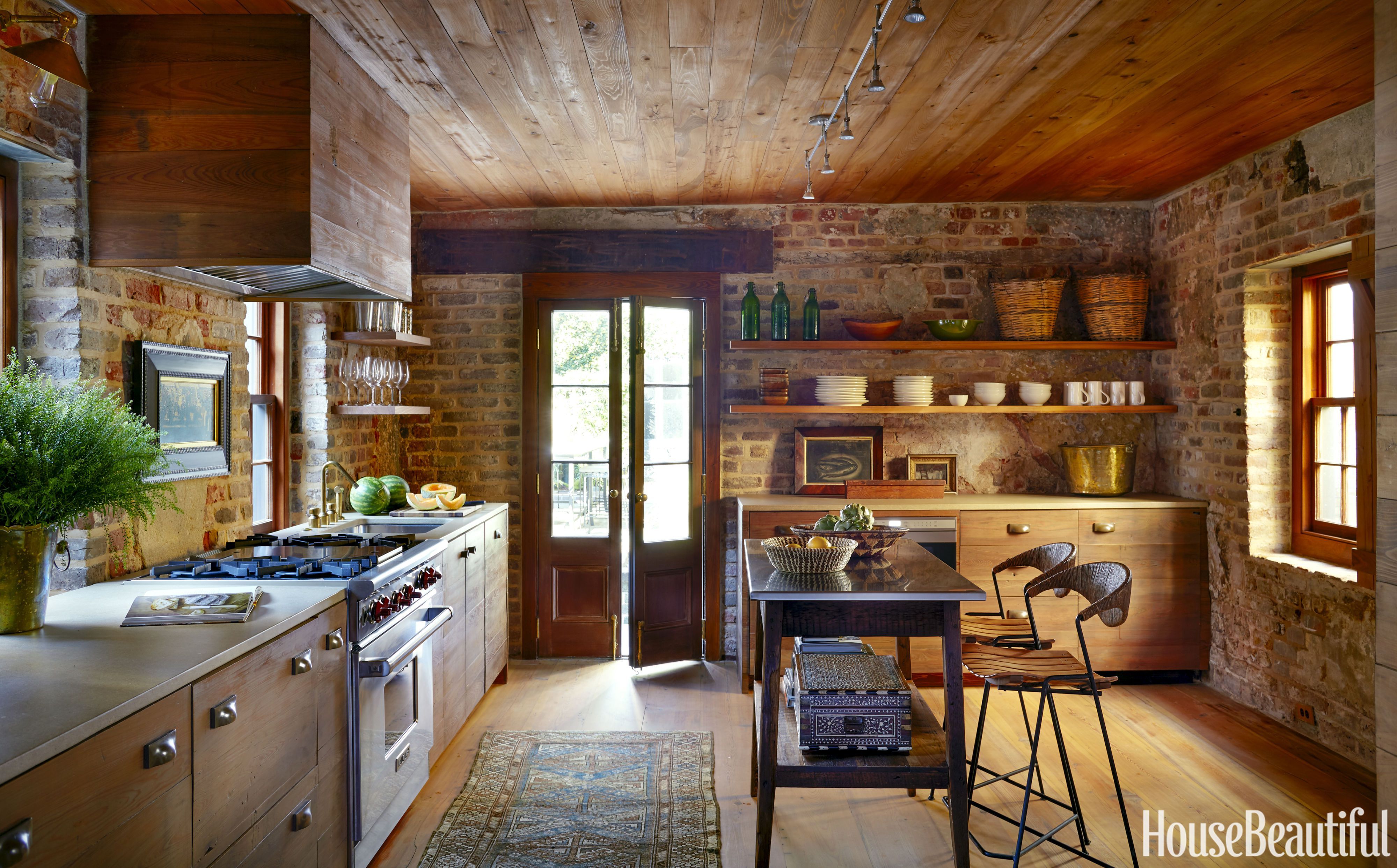 Rustic Kitchens: What Are They and What Makes Them So Amazing