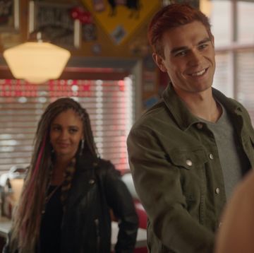 riverdale    “chapter eighty purgatorio”    image number rvd504fg0096r    pictured l r vanessa morgan as toni topaz and kj apa as archie andrews    photo the cw    © 2021 the cw network, llc all rights reserved