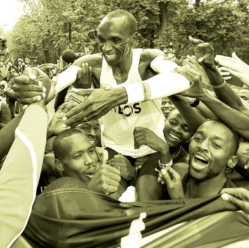 Eliud Kipchoge breaks barrier at INEOS Eliud Kipchoge breaks barrier at INEOS