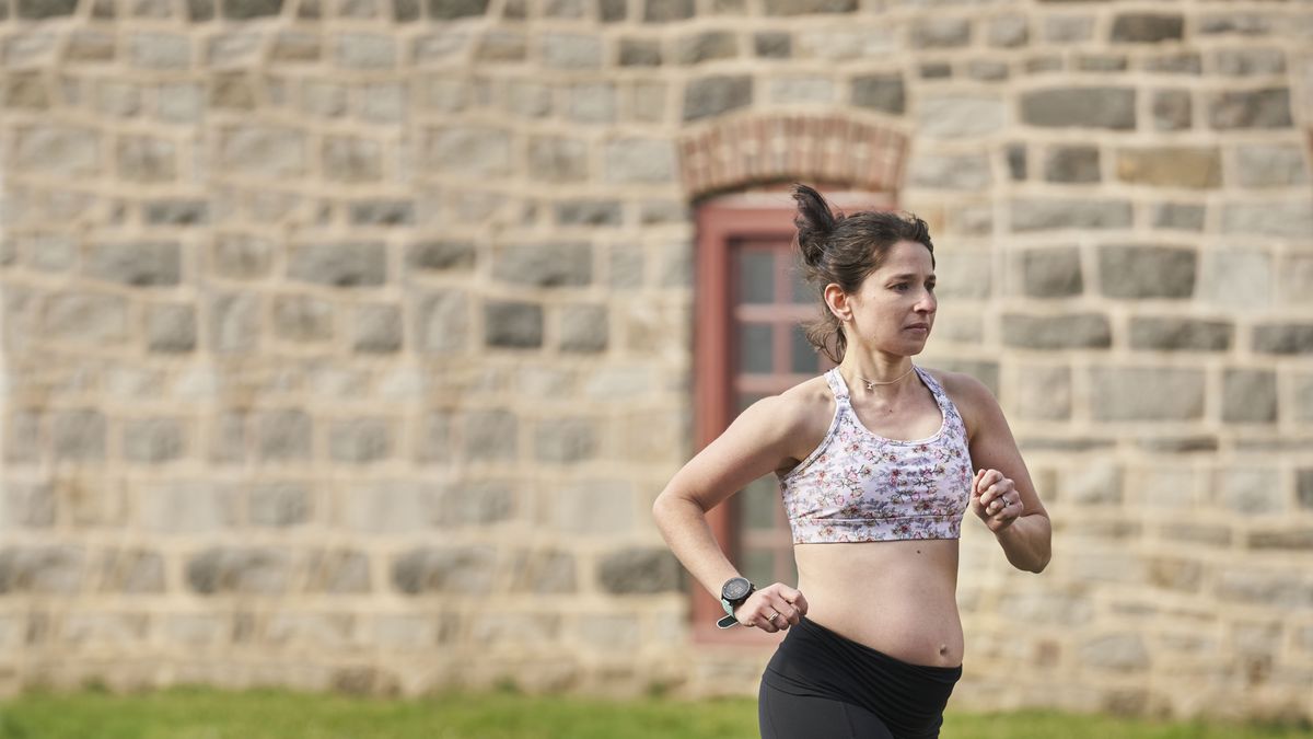 Best Maternity Sports Bras for Runners