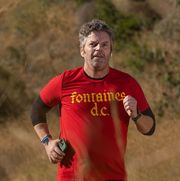 music writer and former mtv vj dave holmes runs in los angeles’s griffith park