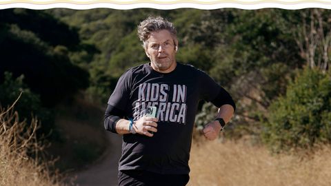 dave holmes running in griffith park in los angeles