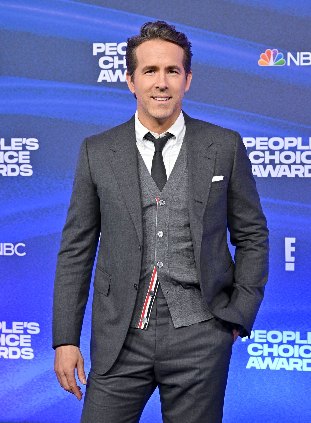 Free Guy Ryan Reynolds Tie and Blue Shirt - William Jacket