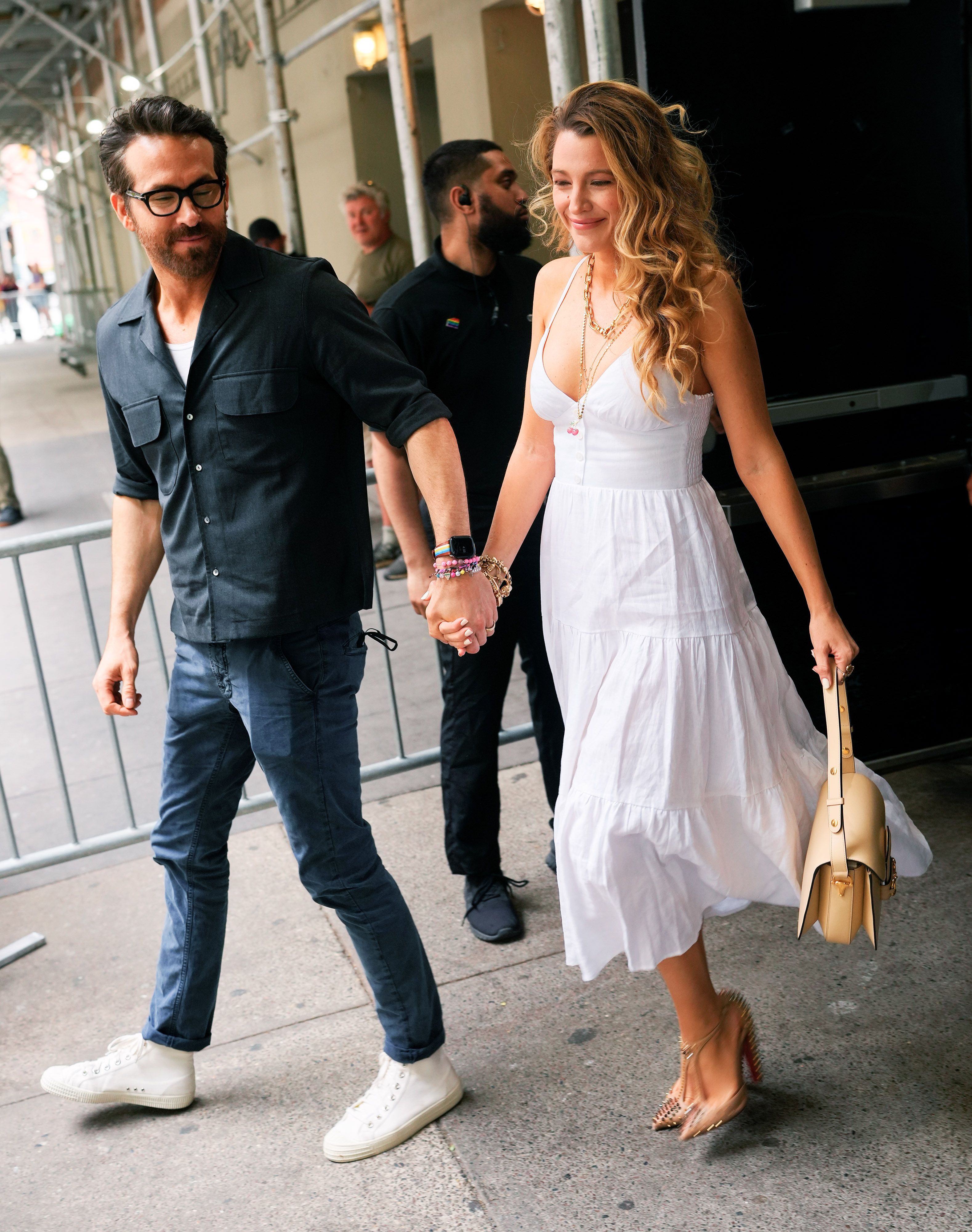 Blake Lively and Ryan Reynolds Married: Photos 