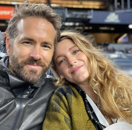 Ryan Reynolds says he made the first move on Blake Lively