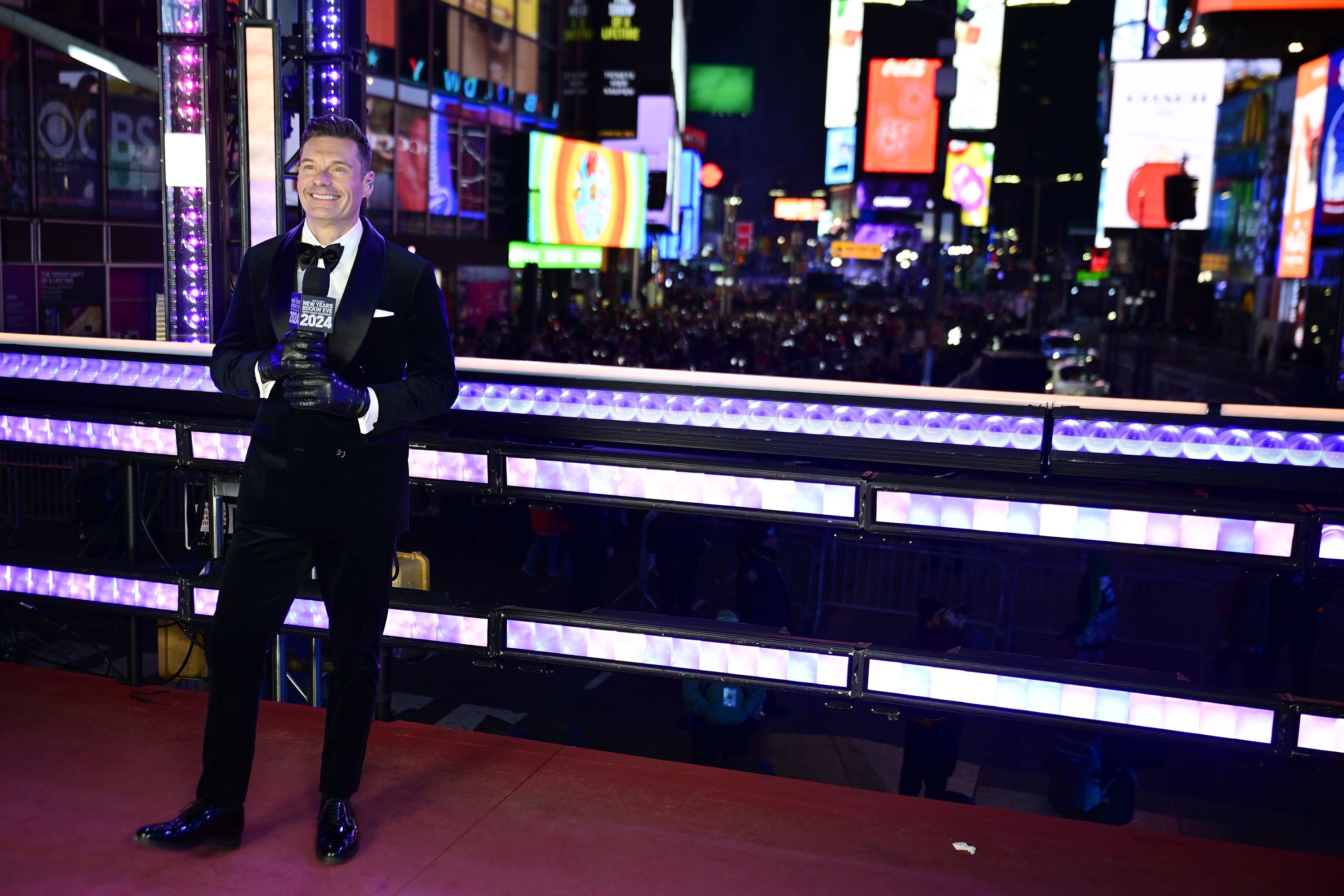 Ryan Seacrest's Net Worth Is Jaw-Dropping