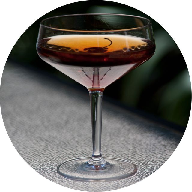 Drink, Classic cocktail, Stemware, Alcoholic beverage, Champagne stemware, Liqueur, Distilled beverage, Aviation, Manhattan, Glass, 