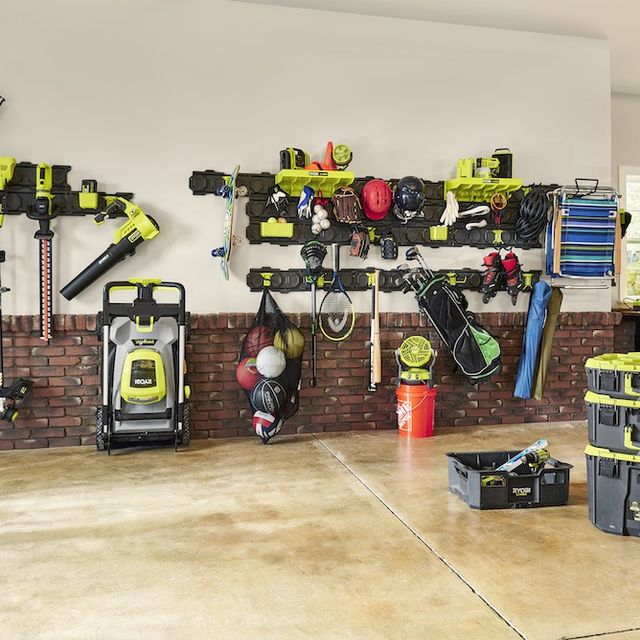 The Top 5 Reasons To Organize Your Garage