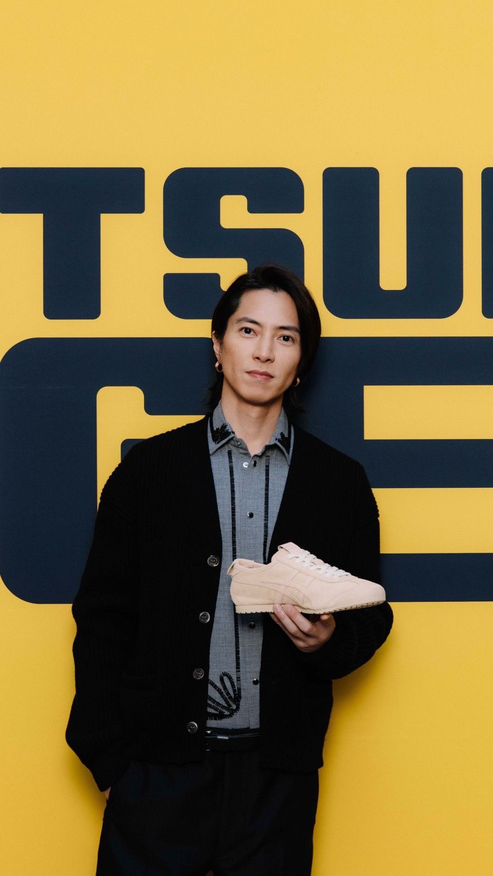 山下智久も来店！ 「オニツカタイガー」がパリ・シャンゼリゼ