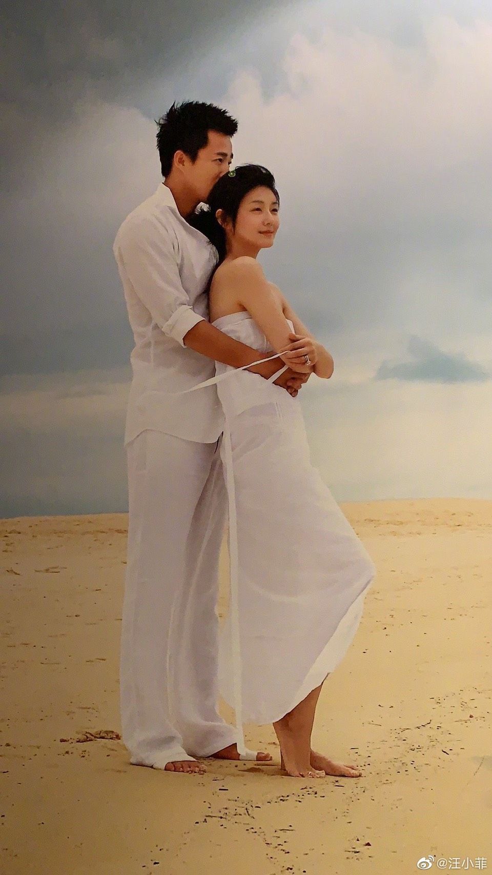 汪小菲送巨鑽慶祝結婚十周年！曬44歲大s零濾鏡少女照驚呆全網