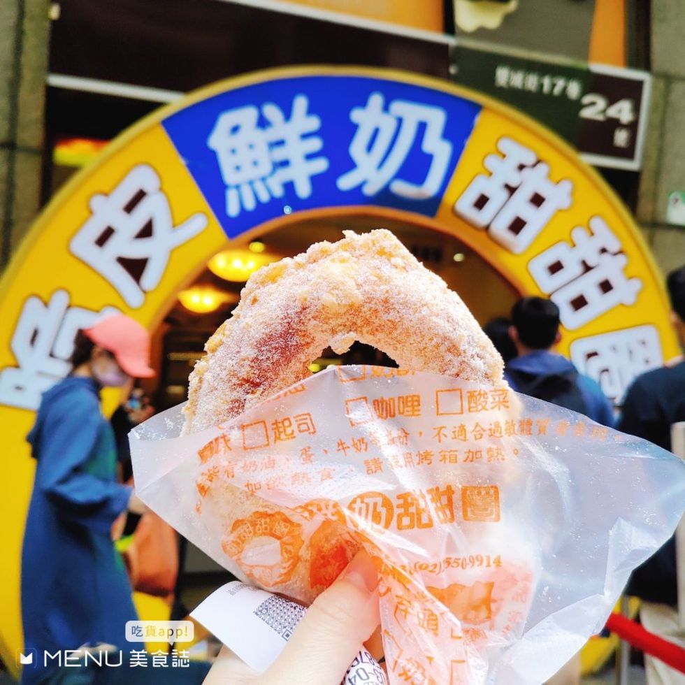 台灣人ㄟ脆皮鮮奶甜甜圈