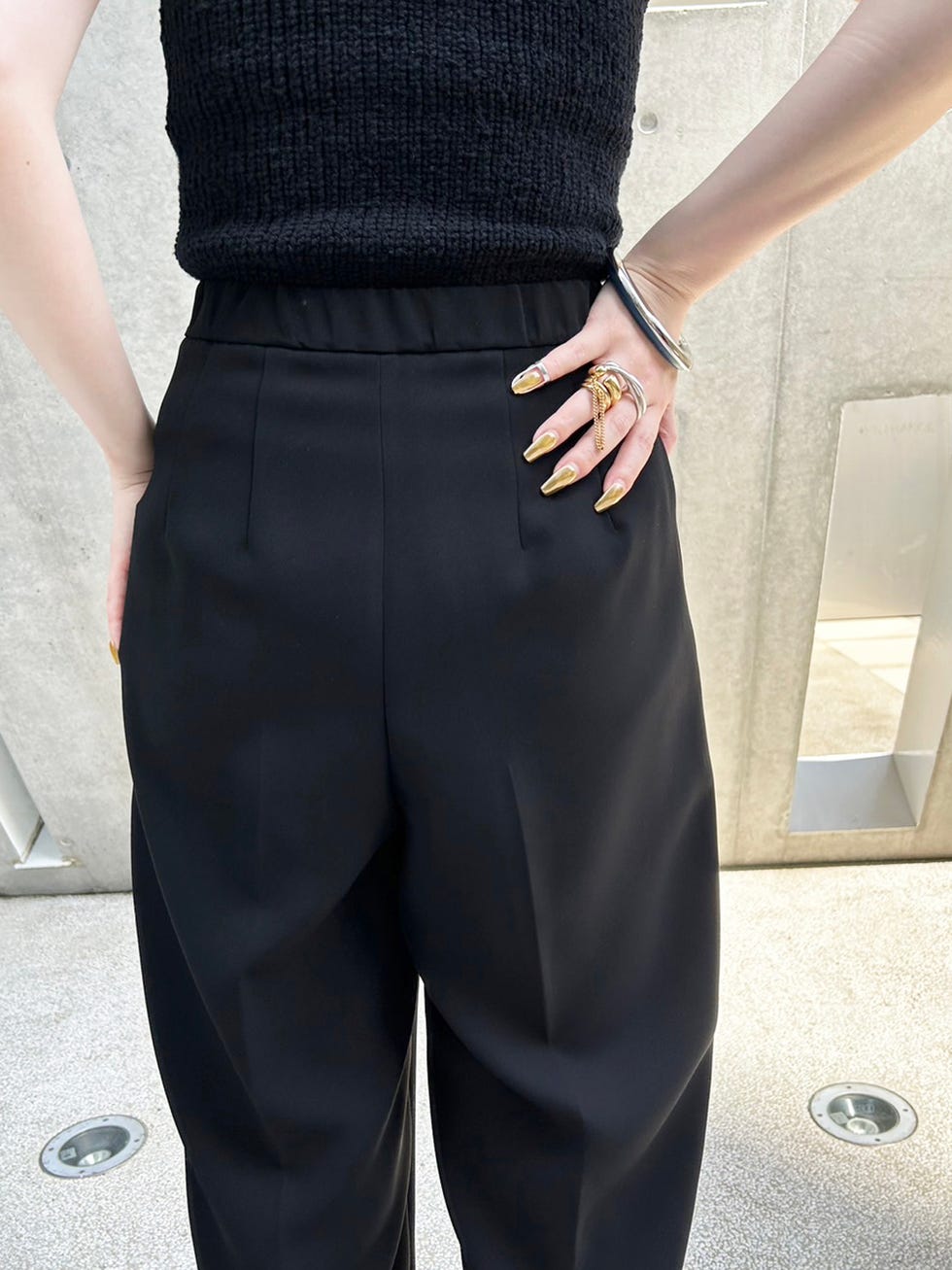 エディターがハマる「エンフォルド」の美脚パンツ。ロングセラーの理由 