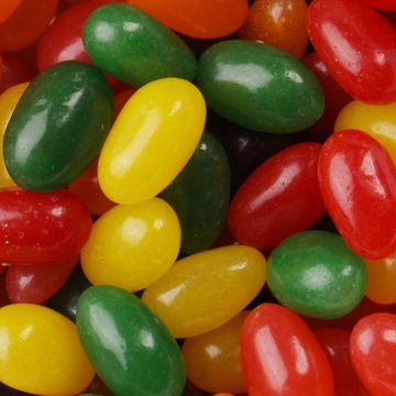 natural versus artificial food colorings and dyes