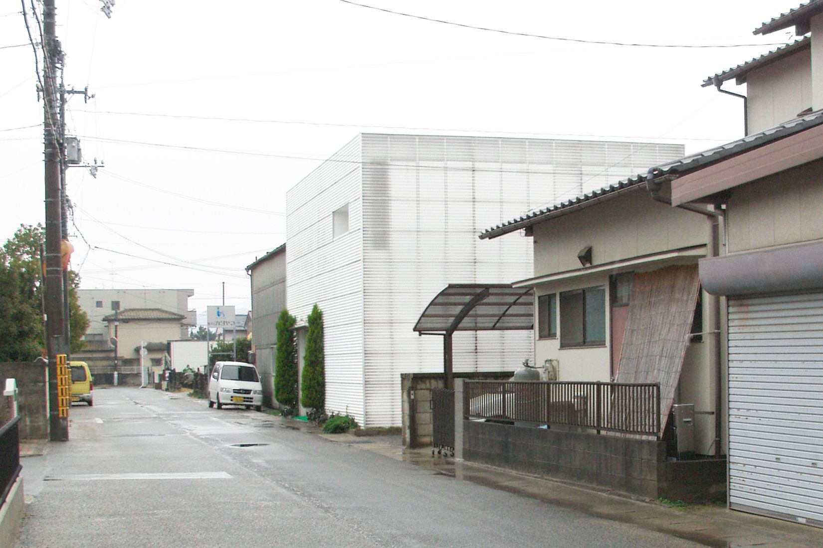 CASAS / SANAA 妹島和世＋西沢立衛 photos©SANAA(1,2,3,5), lain Herzog(4) ・ 妹島和世＋西沢立衛