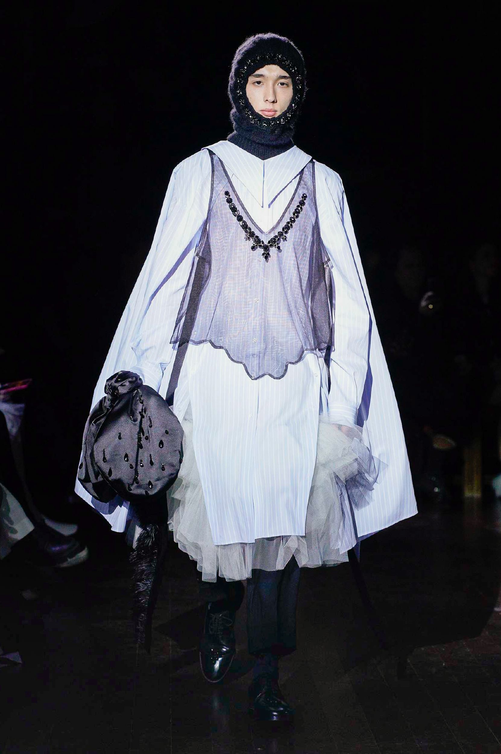 シモーネ ロシャ（SIMONE ROCHA）2022秋冬コレクション