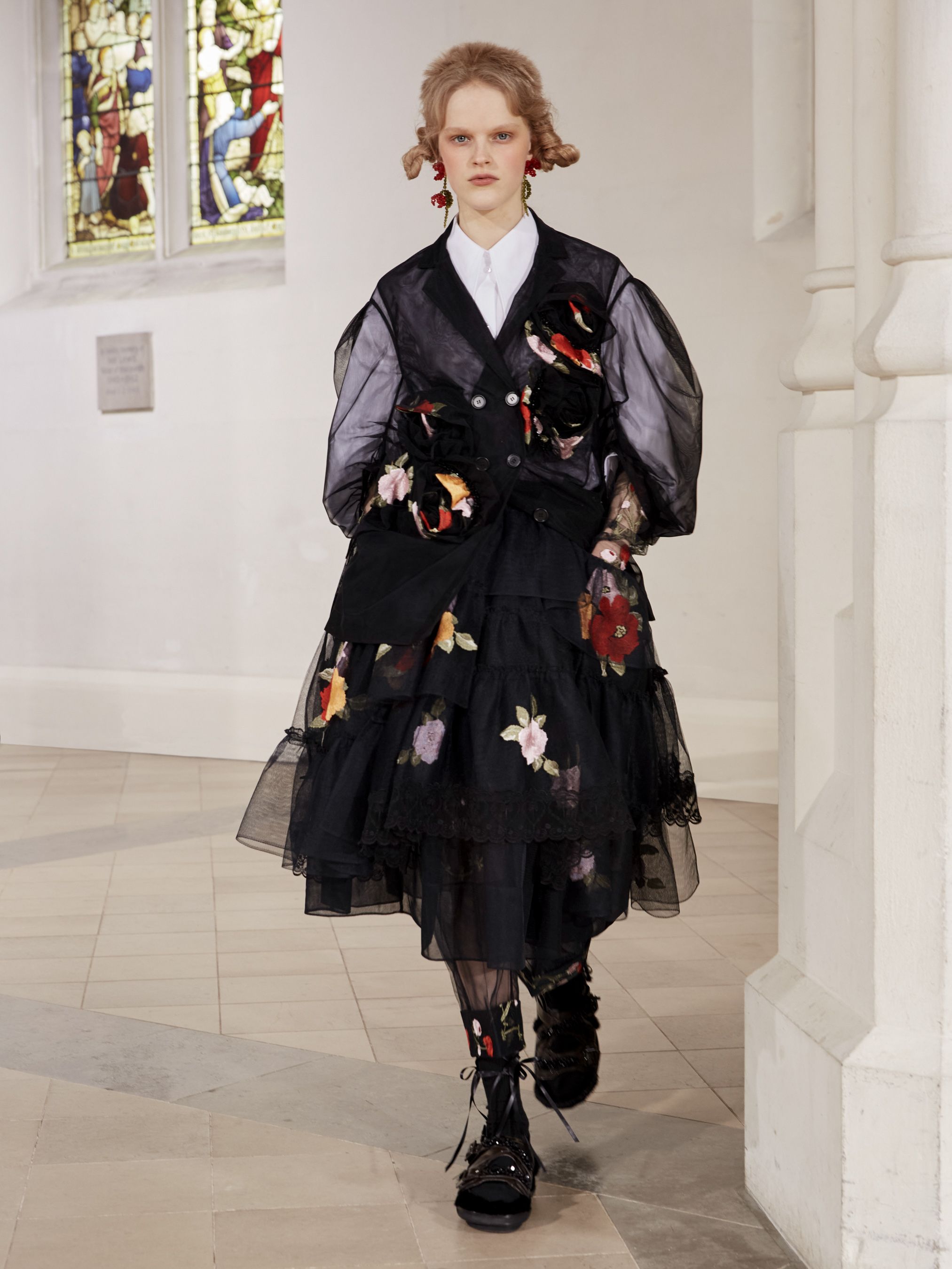 SIMONE ROCHA（シモーネ ロシャ）｜2021-22秋冬コレクション 