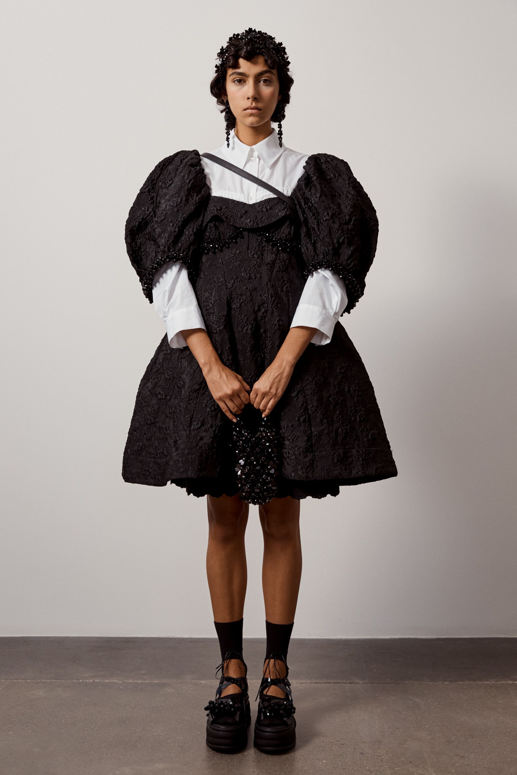 SIMONE ROCHA（シモーネ ロシャ）