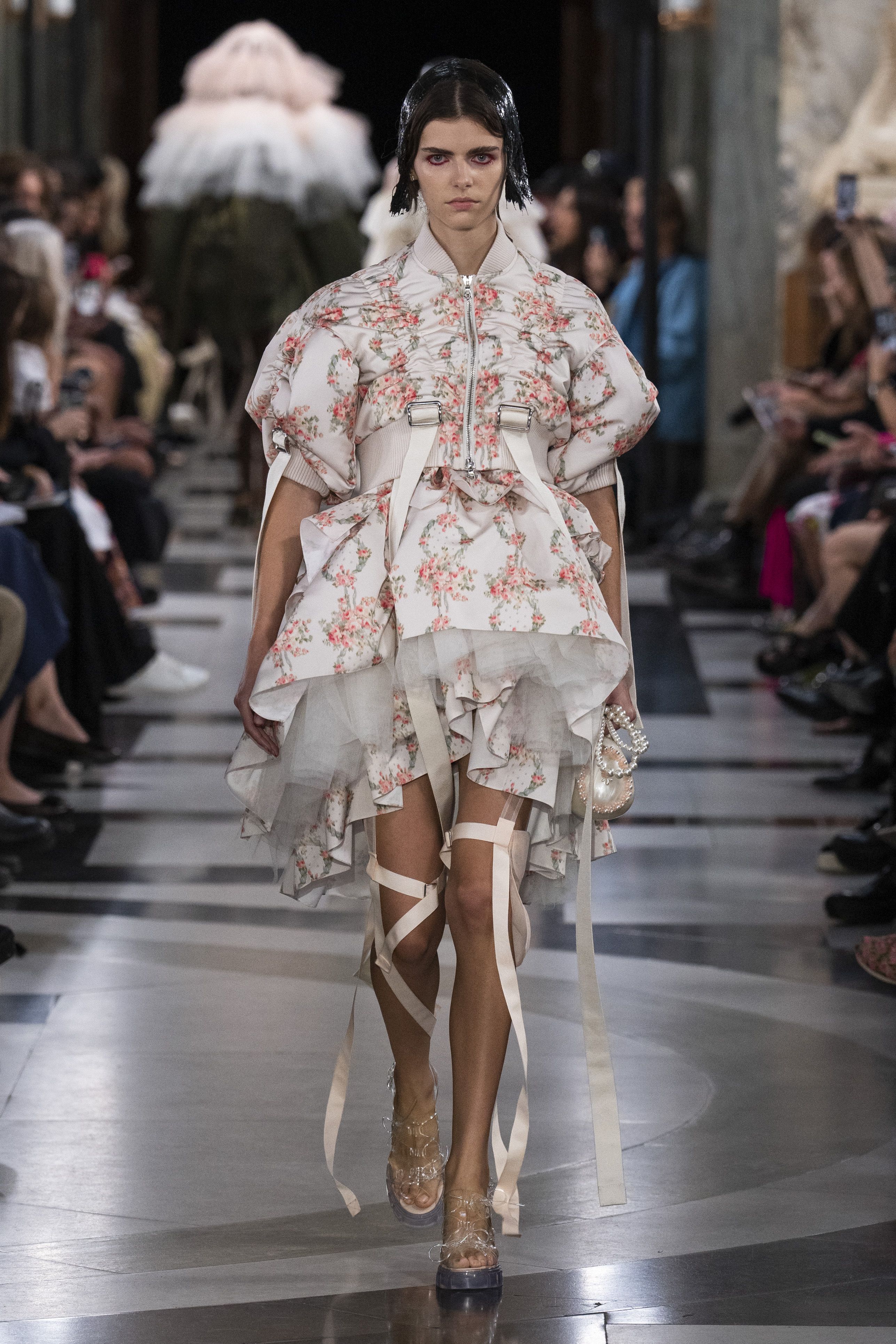 シモーネ ロシャ（SIMONE ROCHA）」2023春夏コレクション